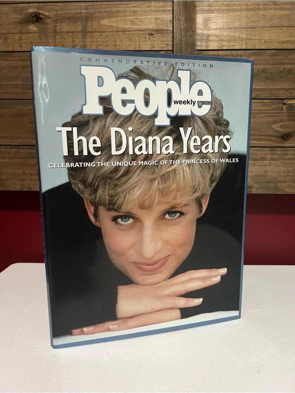 People Weekly: The Diana Years - Hardcover Commemorative Edition